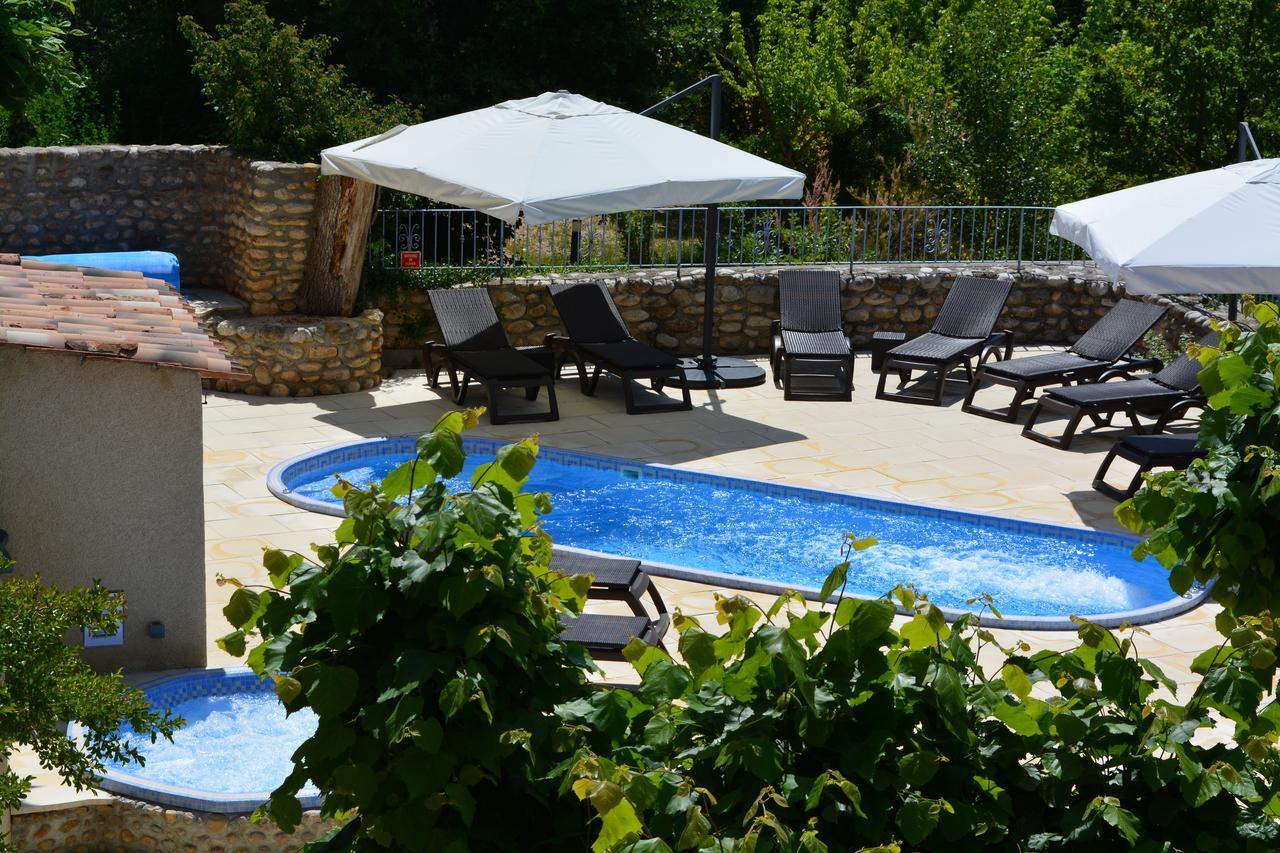 Hotel Le Colombier Moustiers-Sainte-Marie Dış mekan fotoğraf